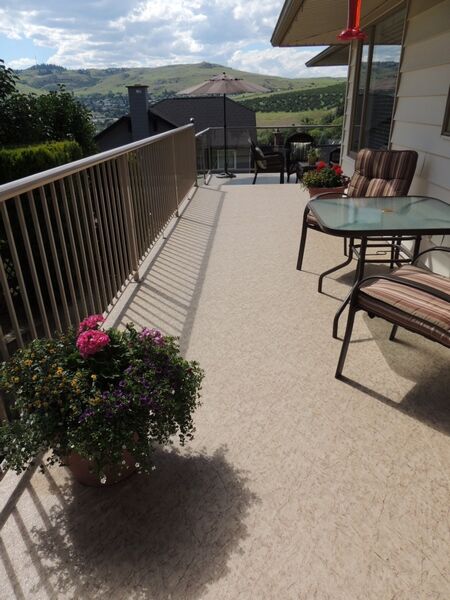 Image of Waterproof vinyl membrane installed on a dec